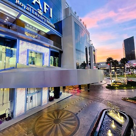 Safi Royal Luxury Metropolitan Hotel San Pedro Garza Garcia Luaran gambar The Village Outlets