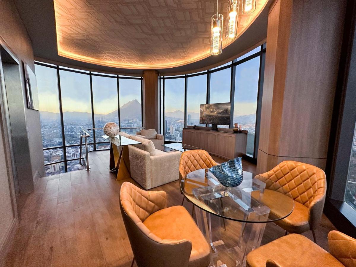 Safi Royal Luxury Metropolitan Hotel San Pedro Garza Garcia Luaran gambar The interior of a penthouse