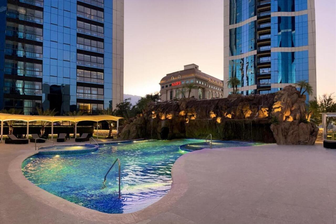 Safi Royal Luxury Metropolitan Hotel San Pedro Garza Garcia Luaran gambar Hilton Cairo