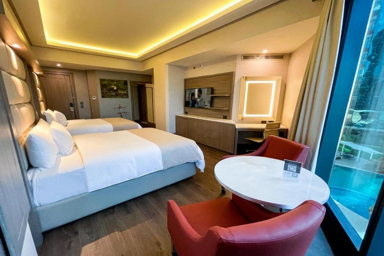 Safi Royal Luxury Metropolitan Hotel San Pedro Garza Garcia Luaran gambar Deluxe room
